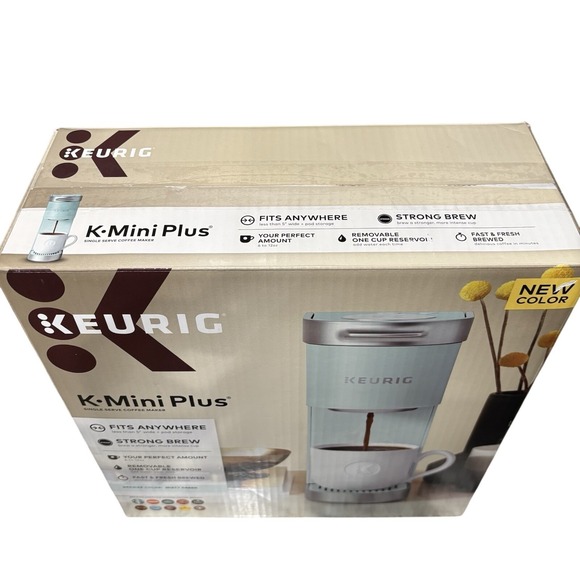 Keurig K-Mini Plus Single Serve K-Cup Pod Coffee Maker - Misty‎ Green - Picture 8 of 10